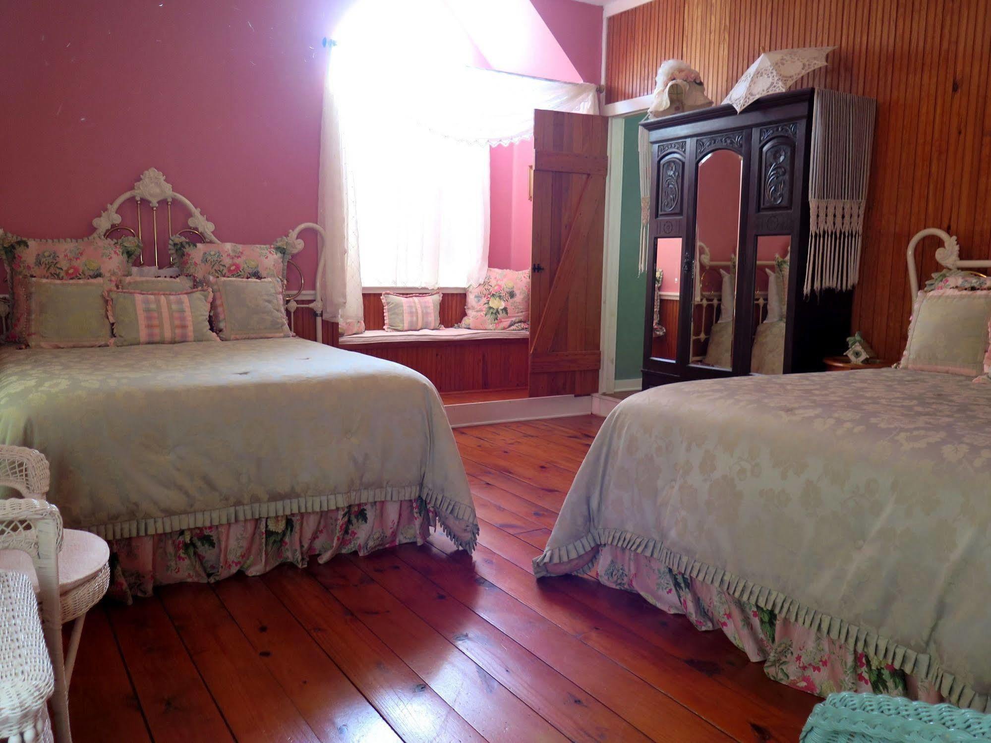 Yellow House B&B Salado Экстерьер фото